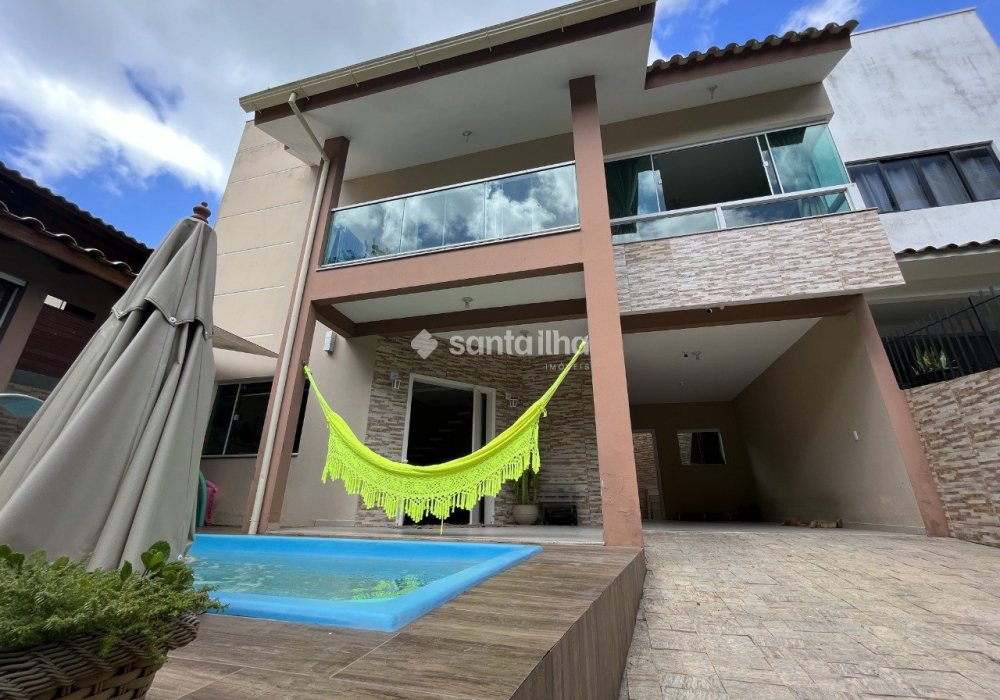 Casa para alugar com 146m², 2 quartos, 1 suíte, 2 vagas no bairro Lagoa da Conceição em Florianópolis - Foto 1