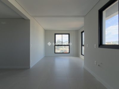 Apartamento à venda com 99m², 3 quartos, 1 suíte, 2 vagas no bairro Coqueiros em Florianópolis - Foto 2