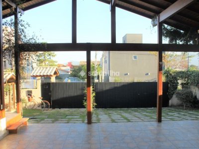 Casa à venda com 209m², 4 quartos, 1 suíte, 3 vagas no bairro Campeche em Florianópolis - Foto 37