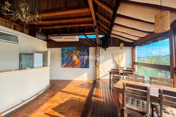 Ponto Comercial para alugar com 150m² no bairro Barra da Lagoa em Florianopolis