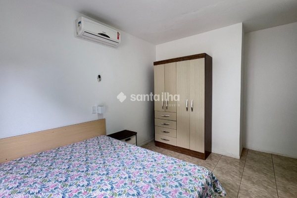 Casa à venda com 290m², 4 quartos, 2 suítes, 3 vagas no bairro Morro das Pedras em Florianópolis