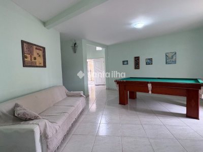 Casa à venda com 290m², 4 quartos, 2 suítes, 3 vagas no bairro Morro das Pedras em Florianópolis - Foto 12