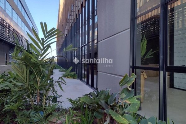 Sala/Conjunto à venda com 28m², 1 vaga no bairro Campeche em Florianópolis