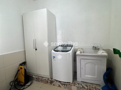 Casa à venda com 250m², 3 quartos, 2 suítes, 3 vagas no bairro Armação em Florianópolis - Foto 14
