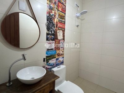 Casa à venda com 250m², 3 quartos, 2 suítes, 3 vagas no bairro Armação em Florianópolis - Foto 15