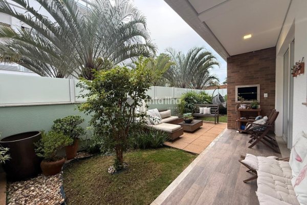 Apartamento à venda com 116m², 2 quartos, 1 suíte, 2 vagas no bairro Campeche em Florianópolis