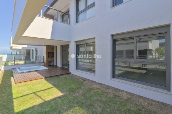 Apartamento à venda com 119m², 2 quartos, 1 suíte, 2 vagas no bairro Morro das Pedras em Florianópolis