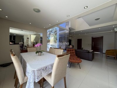 Casa em Condomínio à venda com 290m², 3 quartos, 3 suítes, 2 vagas no bairro Campeche em Florianópolis - Foto 7