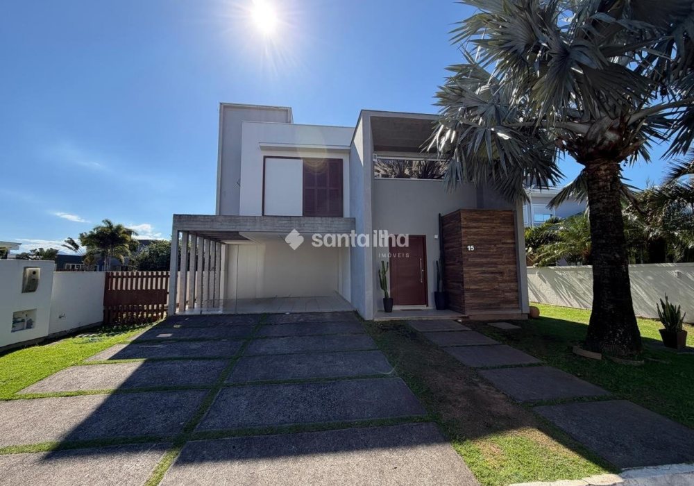 Casa em Condomínio à venda com 290m², 3 quartos, 3 suítes, 2 vagas no bairro Campeche em Florianópolis - Foto 1