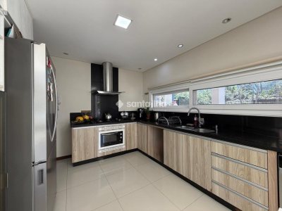 Casa em Condomínio à venda com 290m², 3 quartos, 3 suítes, 2 vagas no bairro Campeche em Florianópolis - Foto 8