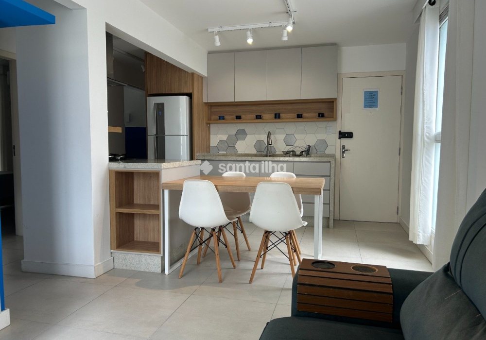 Apartamento à venda com 57m², 2 quartos no bairro Centro em Florianópolis - Foto 1