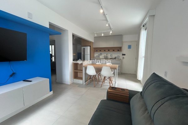 Apartamento à venda com 57m², 2 quartos no bairro Centro em Florianópolis