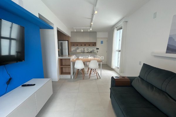 Apartamento à venda com 57m², 2 quartos no bairro Centro em Florianópolis