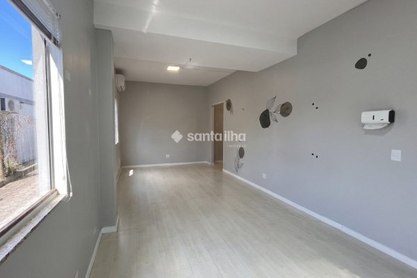 Loja para alugar com 60m², 3 vagas no bairro Campeche em Florianópolis