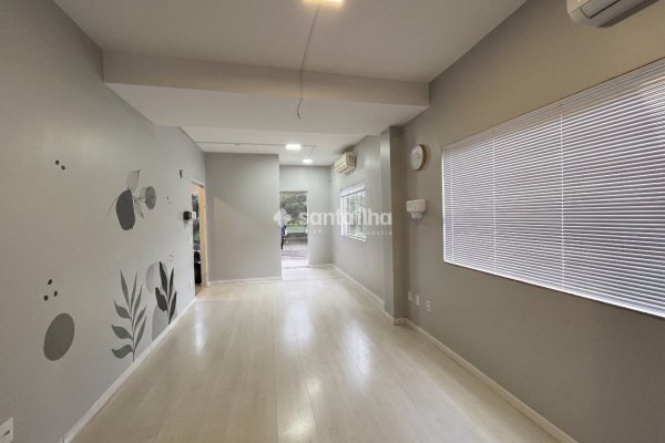 Loja para alugar com 60m², 3 vagas no bairro Campeche em Florianópolis
