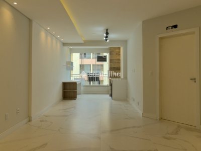 Apartamento à venda com 81m², 2 quartos, 1 suíte, 1 vaga no bairro Coqueiros em Florianópolis - Foto 5