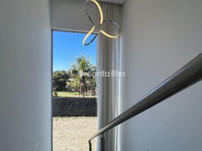Casa em Condomínio para alugar com 140m², 2 quartos, 2 vagas no bairro Campeche em Florianópolis - Foto 11
