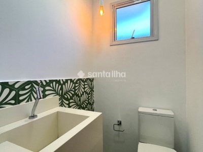 Casa em Condomínio para alugar com 140m², 2 quartos, 2 vagas no bairro Campeche em Florianópolis - Foto 10