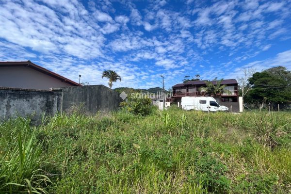 Terreno à venda com 482m² no bairro Morro das Pedras em Florianópolis