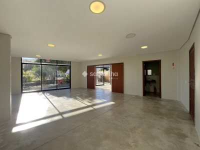 Casa Comercial para alugar com 104m², 5 vagas no bairro Rio Tavares em Florianópolis - Foto 8