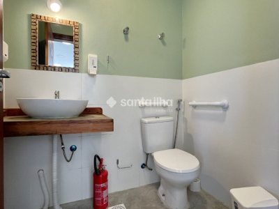 Casa Comercial para alugar com 104m², 5 vagas no bairro Rio Tavares em Florianópolis - Foto 7