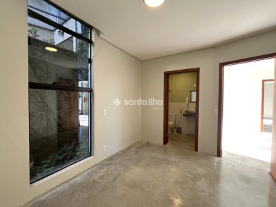 Casa Comercial para alugar com 104m², 5 vagas no bairro Rio Tavares em Florianópolis - Foto 14