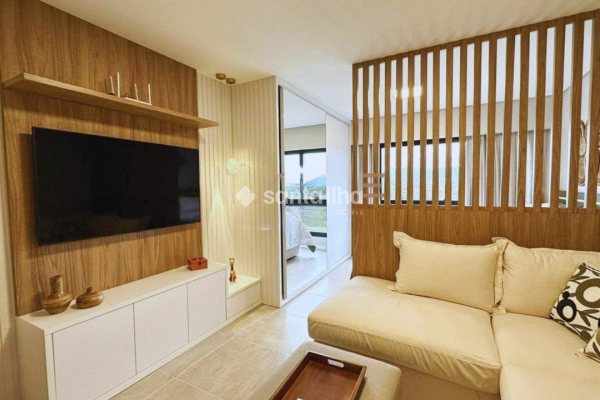 Studio à venda com 38m², 1 quarto, 1 suíte, 1 vaga no bairro Campeche em Florianópolis