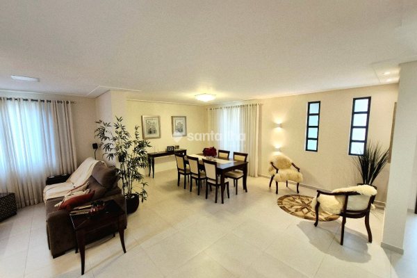 Casa à venda com 224m², 3 quartos, 1 suíte, 3 vagas no bairro Campeche em Florianópolis