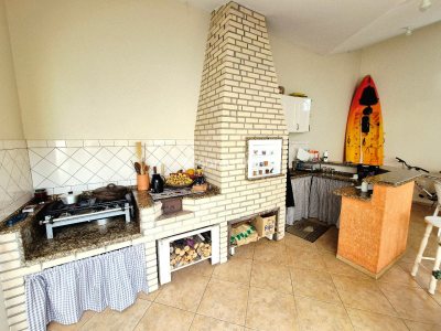 Casa à venda com 224m², 3 quartos, 1 suíte, 3 vagas no bairro Campeche em Florianópolis - Foto 11