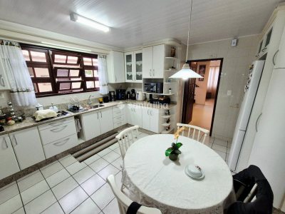 Casa à venda com 224m², 3 quartos, 1 suíte, 3 vagas no bairro Campeche em Florianópolis - Foto 8