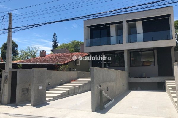 Casa à venda com 145m², 3 quartos, 1 suíte, 1 vaga no bairro Lagoa da Conceição em Florianópolis