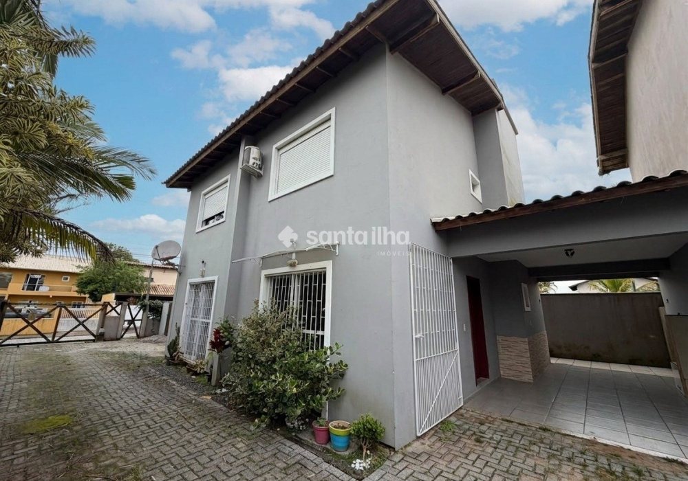 Casa à venda com 87m², 2 quartos, 1 vaga no bairro Campeche em Florianópolis - Foto 1