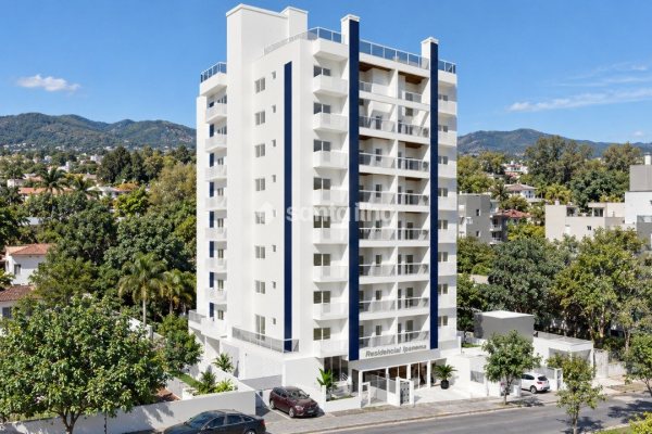 Studio à venda com 49m², 1 quarto, 1 vaga no bairro Carvoeira em Florianópolis