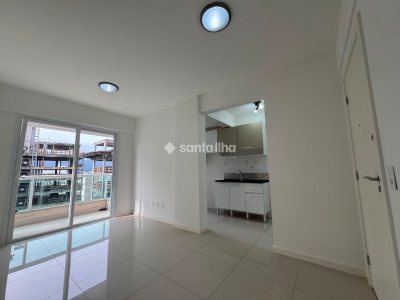 Apartamento à venda com 45m², 1 quarto, 1 vaga no bairro Pantanal em Florianópolis - Foto 2