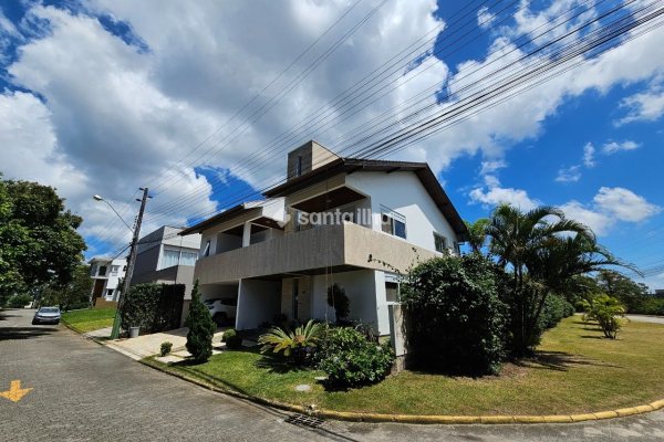 Casa em Condomínio à venda com 312m², 4 quartos, 4 suítes, 2 vagas no bairro Campeche em Florianópolis