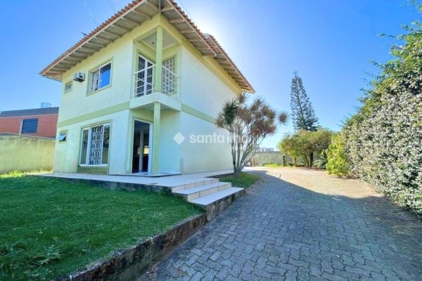 Casa à venda com 226m², 4 quartos, 2 suítes, 5 vagas no bairro Campeche em Florianópolis