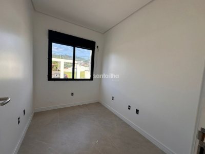 Casa à venda com 192m², 4 quartos, 3 suítes, 2 vagas no bairro Lagoa da Conceição em Florianópolis - Foto 5