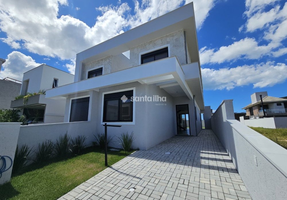Casa à venda com 162m², 3 quartos, 3 suítes, 2 vagas no bairro Campeche em Florianópolis - Foto 1