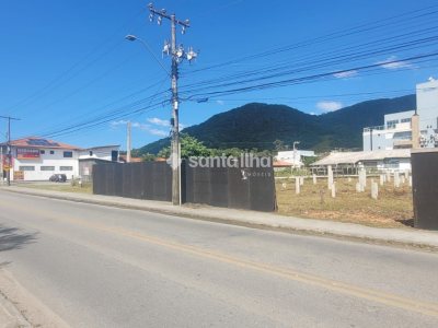 Terreno à venda com 748m² no bairro Ribeirão da Ilha em Florianópolis - Foto 2