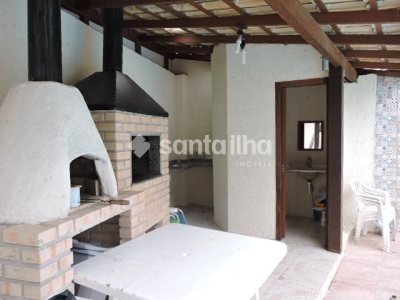 Casa à venda com 200m², 4 quartos, 2 suítes, 1 vaga no bairro Campeche em Florianópolis - Foto 26
