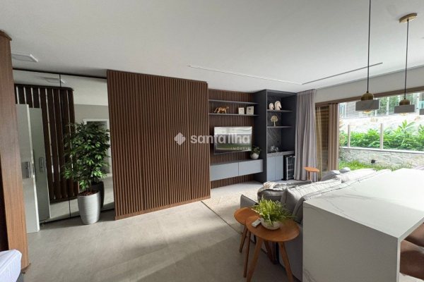 Studio à venda com 67m², 1 quarto, 1 vaga no bairro Campeche em Florianópolis