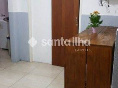 Casa à venda com 143m², 6 quartos, 1 vaga no bairro Armação em Florianópolis - Foto 16