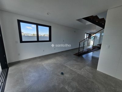 Casa à venda com 162m², 3 quartos, 3 suítes, 2 vagas no bairro Campeche em Florianópolis - Foto 7