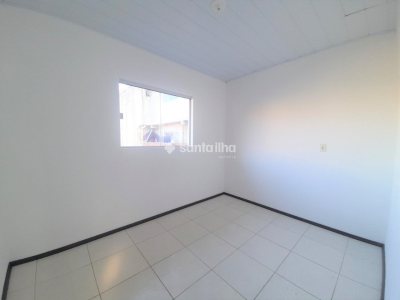 Casa para alugar com 50m², 2 quartos, 2 vagas no bairro Campeche em Florianópolis - Foto 11