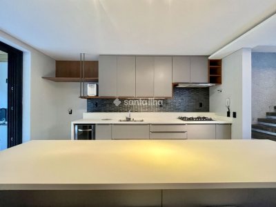 Casa à venda com 173m², 3 quartos, 3 suítes, 2 vagas no bairro Morro das Pedras em Florianópolis - Foto 3