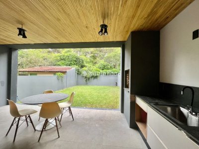Casa à venda com 173m², 3 quartos, 3 suítes, 2 vagas no bairro Morro das Pedras em Florianópolis - Foto 10