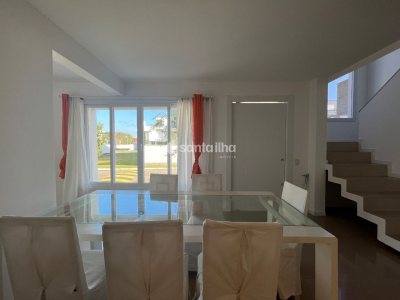 Casa em Condomínio para alugar ou comprar com 247m², 4 quartos, 1 suíte, 3 vagas no bairro Campeche em Florianópolis - Foto 7