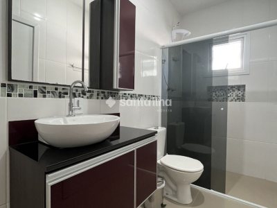 Casa em Condomínio para alugar ou comprar com 247m², 4 quartos, 1 suíte, 3 vagas no bairro Campeche em Florianópolis - Foto 18