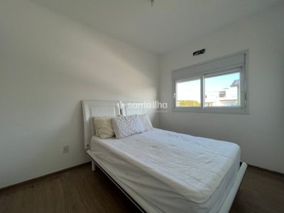 Casa em Condomínio para alugar ou comprar com 247m², 4 quartos, 1 suíte, 3 vagas no bairro Campeche em Florianópolis - Foto 27