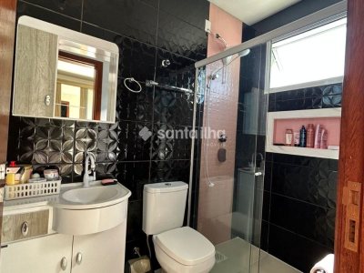 Casa à venda com 204m², 5 quartos, 4 suítes, 2 vagas no bairro Ribeirão da Ilha em Florianópolis - Foto 14
